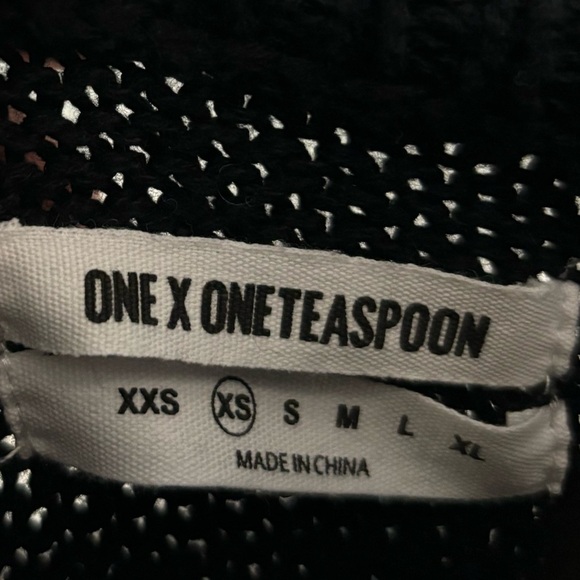 One Teaspoon Chunky Knit Fringe Sweater - Picture 8 of 16